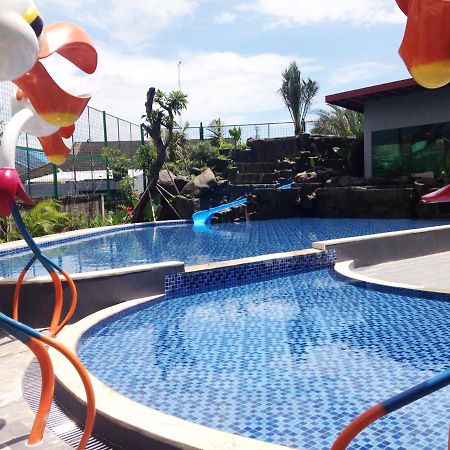 Maxonehotels At Resort Macasar Exterior foto